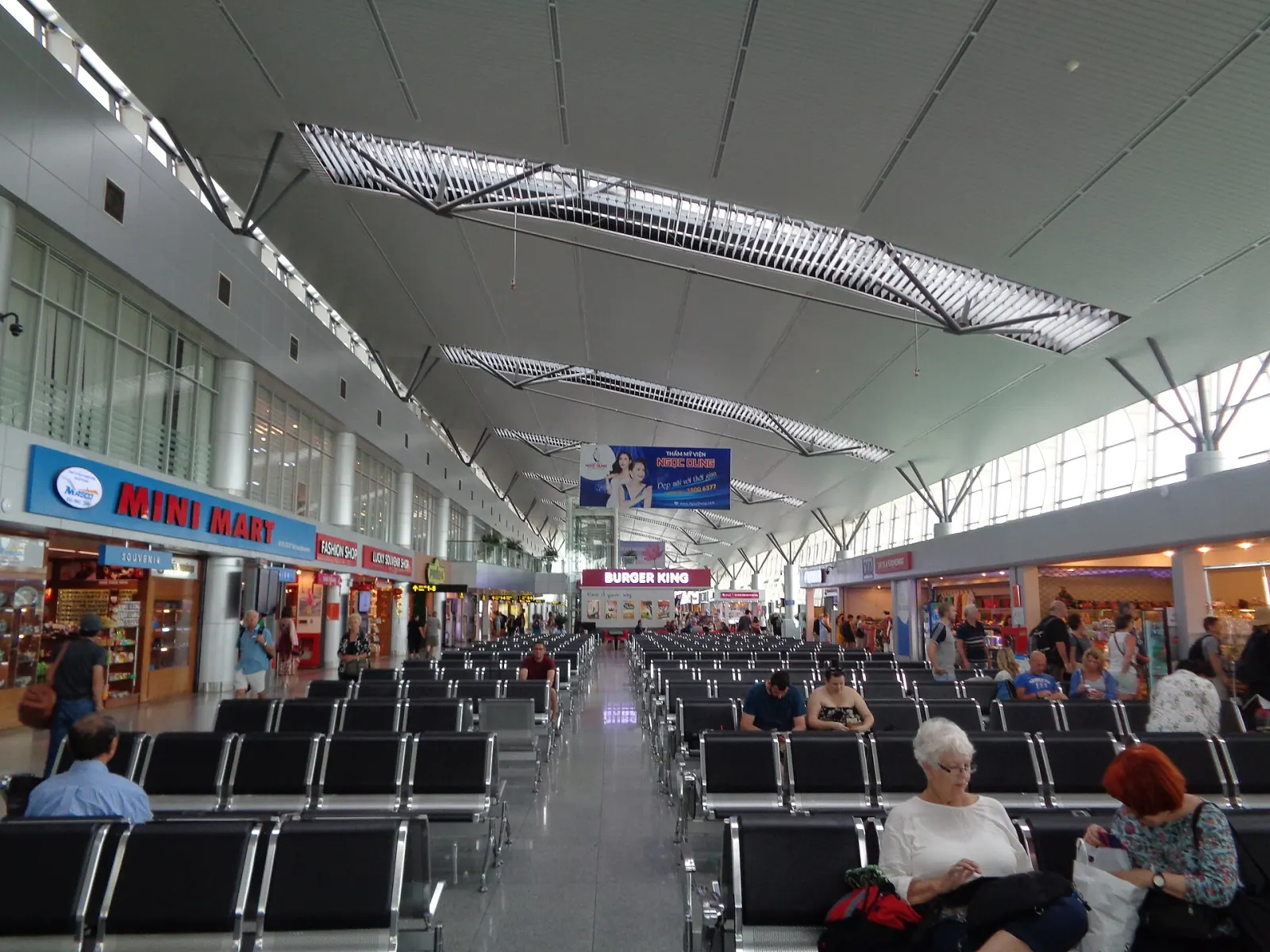 Da Nang DAD international airport terminal for fast track